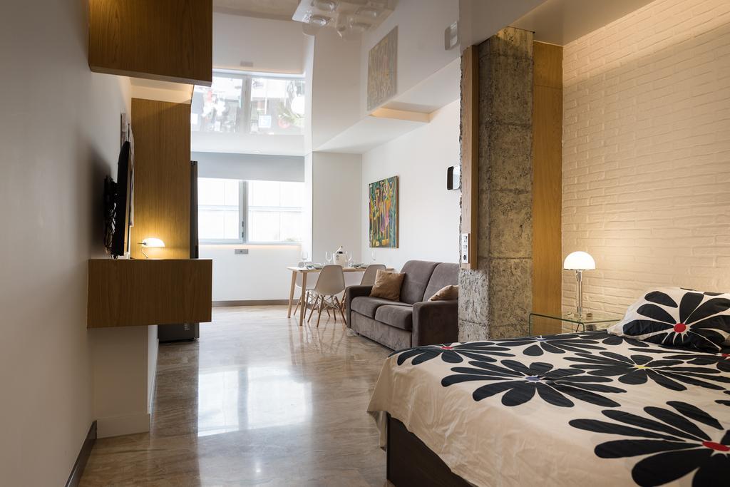 Suites Garden Loft Andy Warhol ลาสปัลมาส เด กรานคานาเรีย ภายนอก รูปภาพ
